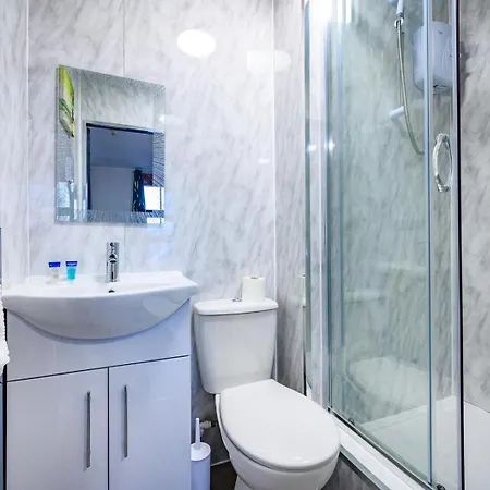 78f3 - Cosy & Welcoming Bradford (West Yorkshire)